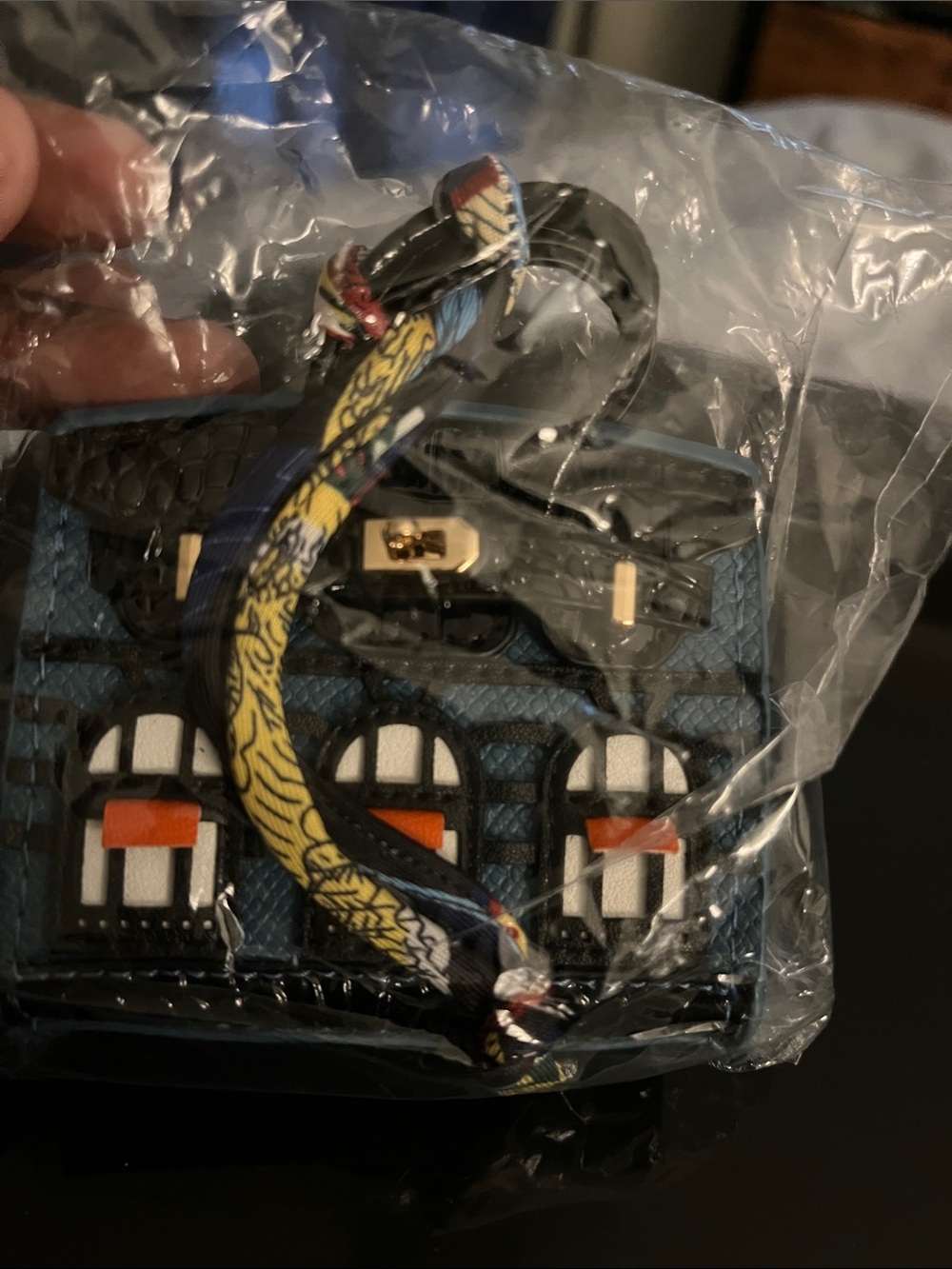 Reptile Habitat Accessory Strap in Blue, Yellow and Black
